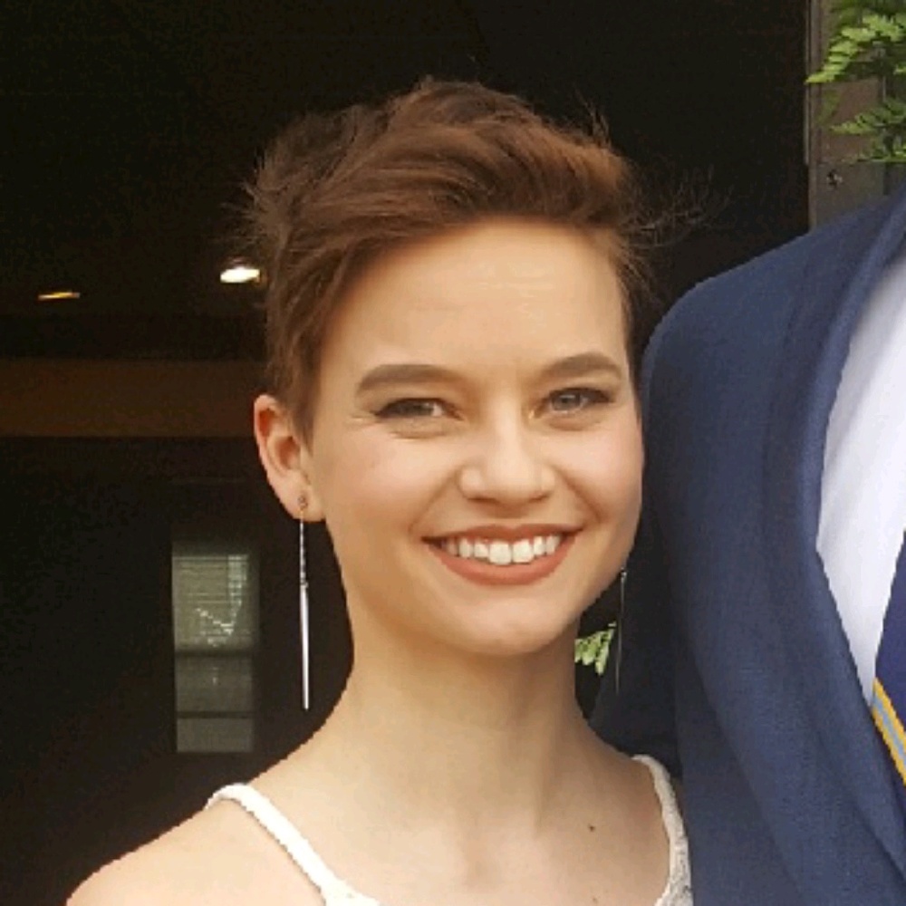 Meet your Posher, Christine